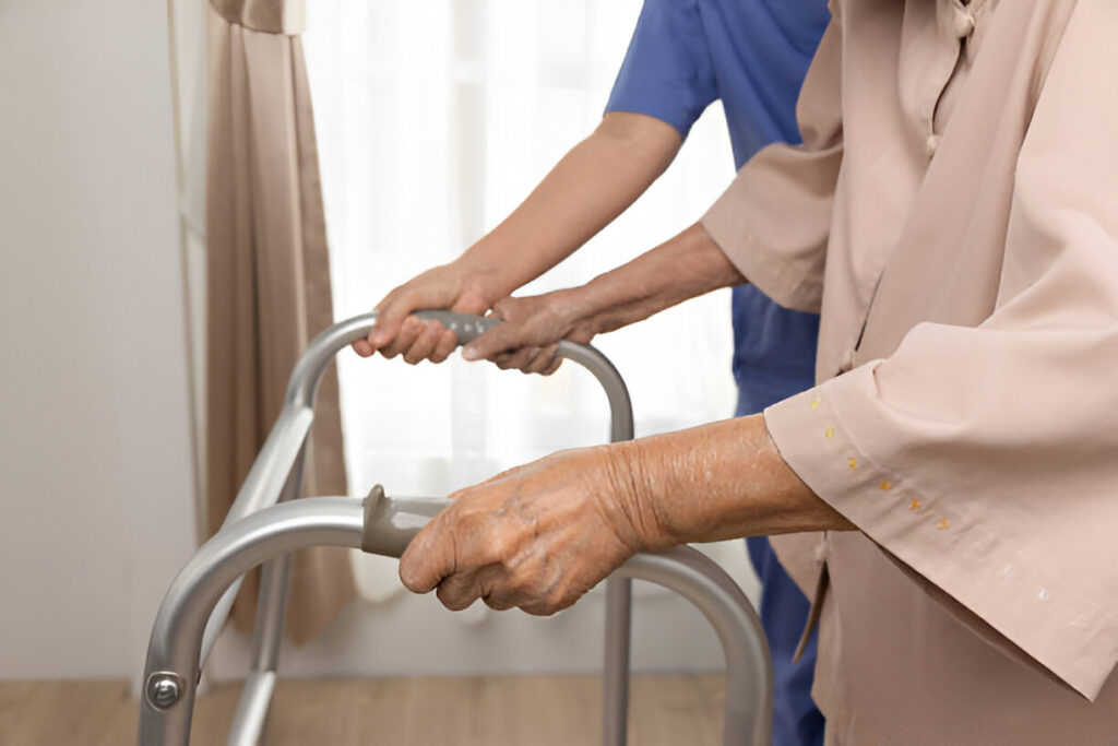 Why Professional Elderly Care Services Are Essential: Balancing Independence and Safety