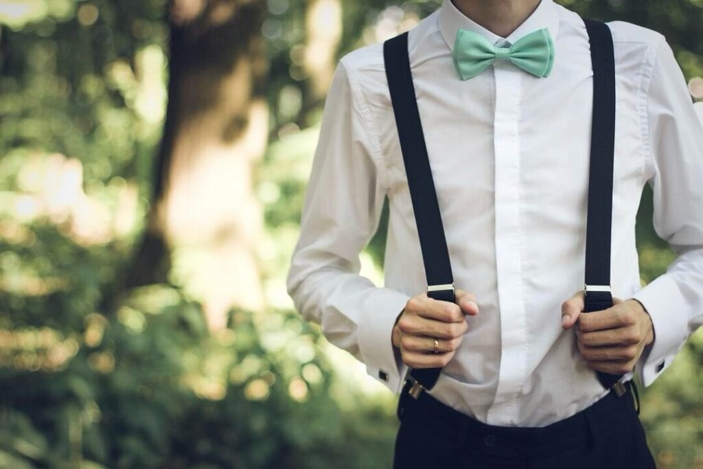 Mixing and Matching: How to Style Different Types of Suspenders