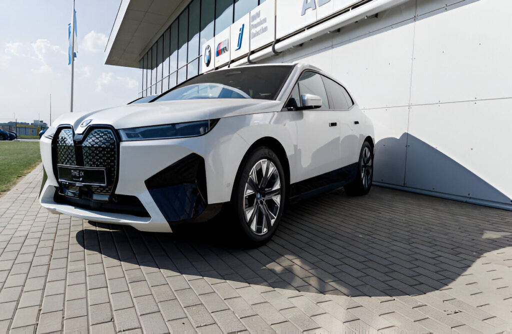 Embracing the Future: Audi Self-Charging Hybrid SUVs and the Benefits of Leasing