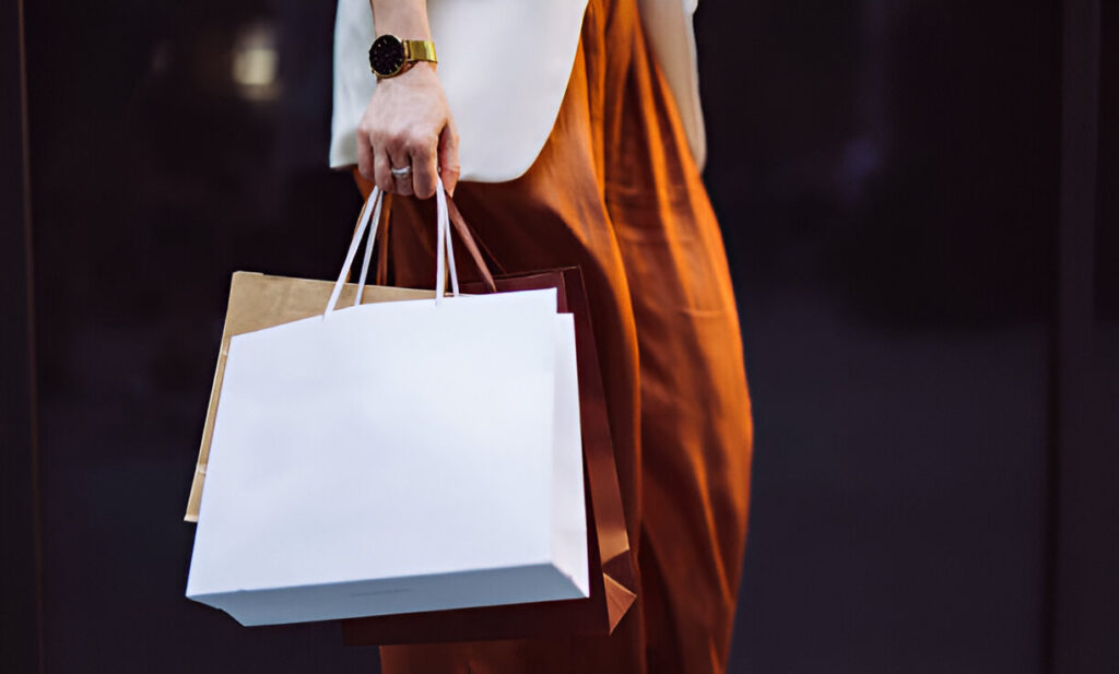 How Wholesale Shopping Bags Combine Style and Functionality