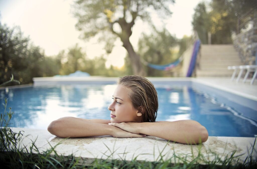 Sparkling Pool